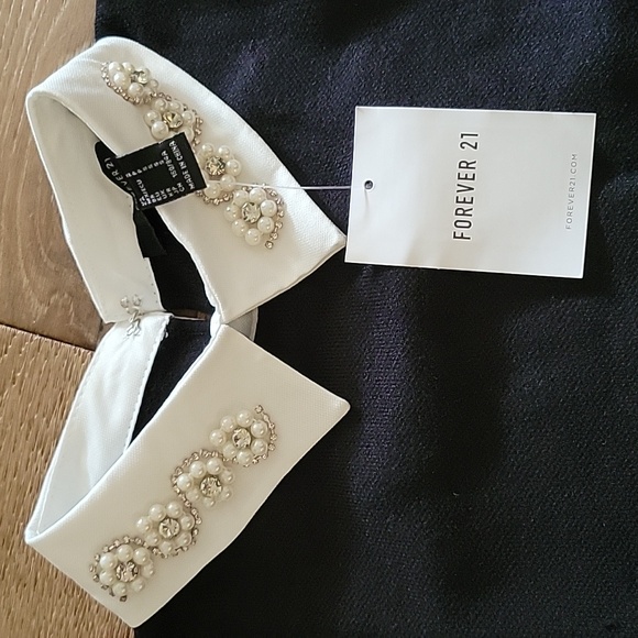 Forever 21 vintage-look sweater, new! - Picture 2 of 3